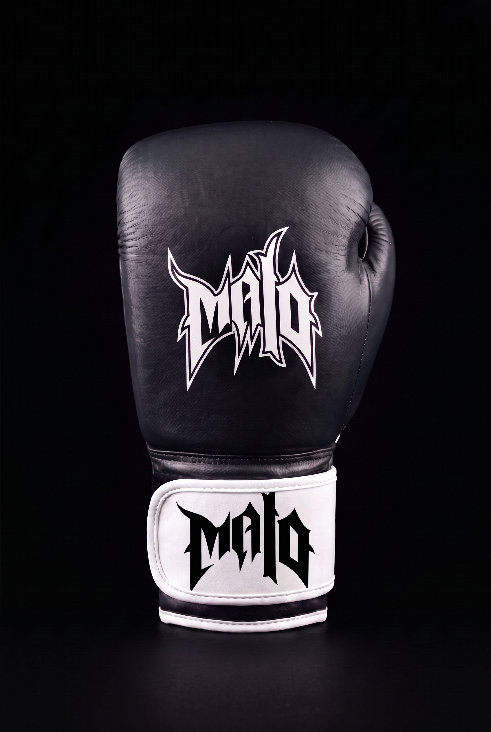 Black glove — 16oz